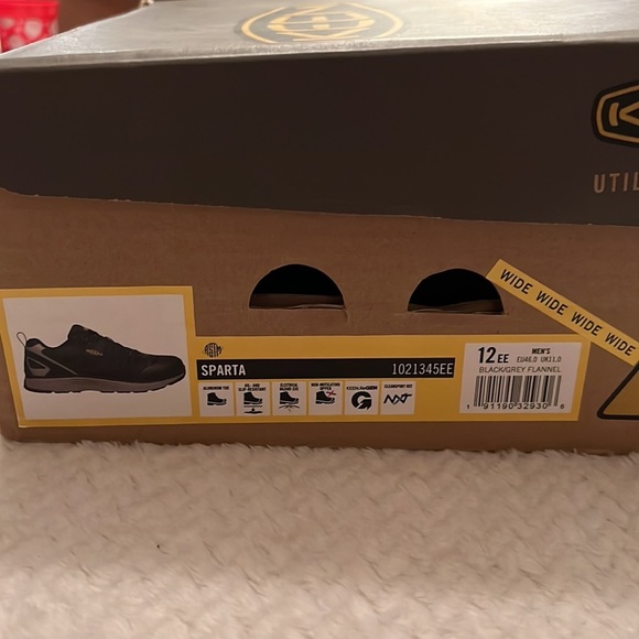 Keen Utility Men's Sparta Low Height Alloy Toe Work Shoe Size 12 EE - Picture 11 of 11
